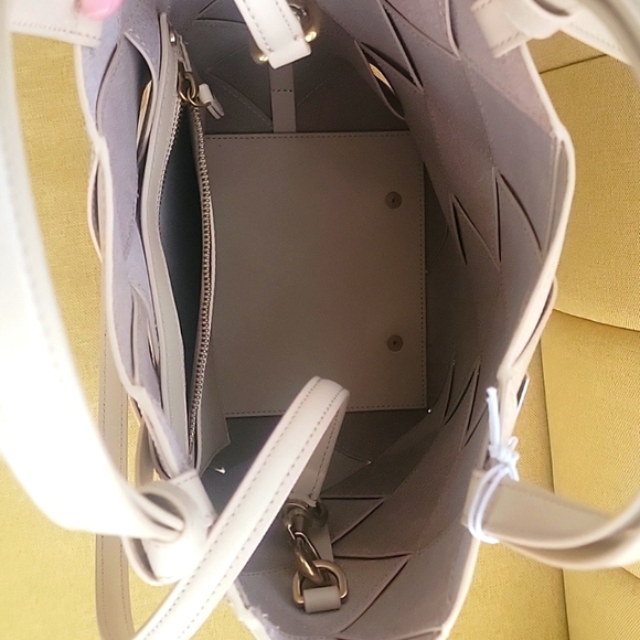 Etienne Aigner Ella Tote - Picture 4 of 8